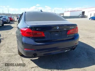 2019 BMW 5 Series 530i xDrive z VIN WBAJA7C55KG912518, wystawiony jako IAAI lot #41846385 z przebiegiem 58 262 mil mil oraz . Historia ofert i sprzedaży dostępna na DreamBid. Obrazek 16.