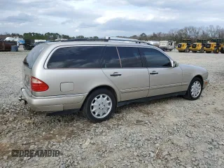 1998 Mercedes-Benz E-Class with VIN WDBJH65F7WA546101, listed as a Copart auction lot 47098945 with 227,453 mi miles and Salvage Title. Bid and sale history available at carsss.com. Image 3.