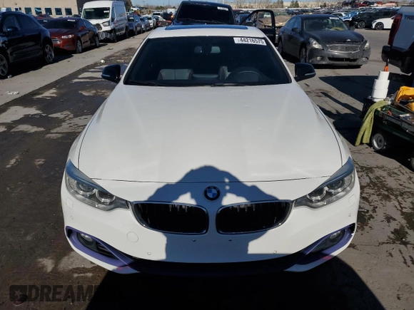 2015 BMW 4 Series 428i xDrive с VIN WBA3N5C59FK484845, выставлен на аукционе Copart как лот 44216575 с пробегом 94 581 миль миль и Списание • Salvage title. История ставок и продаж доступна на DreamBid. Изображение 5.