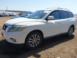2015 Nissan Pathfinder Platinum with VIN 5N1AR2MM9FC618018, listed as a IAAI auction lot 41969749 with 182,955 mi miles and . Bid and sale history available at DreamBid. Image 17.