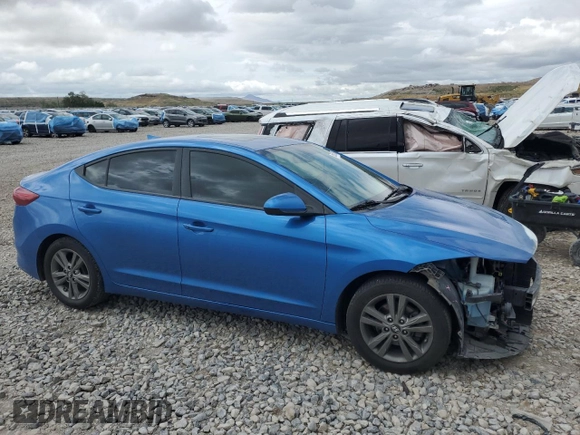2017 Hyundai Elantra SE z VIN 5NPD84LF9HH182264, wystawiony jako Copart lot #56861135 z przebiegiem 84 768 mil mil oraz Szkoda całkowita • Salvage title. Historia ofert i sprzedaży dostępna na DreamBid. Obrazek 4.