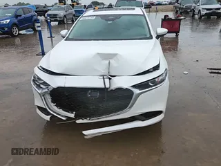 2025 Mazda 3 S Preferred z VIN 3MZBPACM8SM468564, wystawiony jako Copart lot #60070735 z przebiegiem Nie podano mil oraz Szkoda całkowita • Salvage title. Historia ofert i sprzedaży dostępna na DreamBid. Obrazek 13.