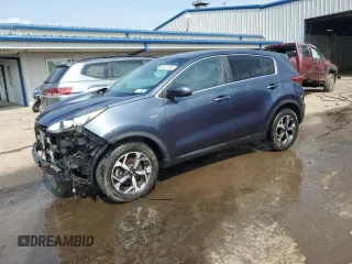 2020 Kia Sportage LX z VIN KNDPMCAC7L7732019, wystawiony jako Copart lot #58231755 z przebiegiem 52 376 mil mil oraz Szkoda całkowita • Salvage title. Historia ofert i sprzedaży dostępna na DreamBid. Obrazek 1.