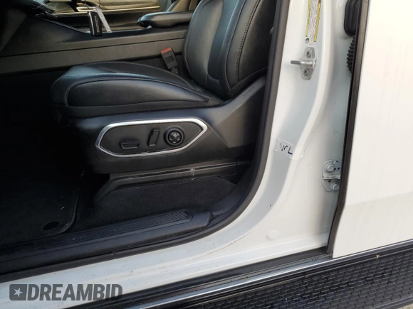 2023 Jeep Wagoneer Series II с VIN 1C4SJRBP0PS543500, выставлен на аукционе Copart как лот 75140514 с пробегом Не указан миль и На запчасти • Non repairable. История ставок и продаж доступна на DreamBid. Изображение 13.