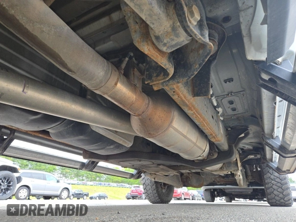 2019 Ram 2500 Tradesman with VIN 3C6UR5CL1KG598101, listed as a IAAI auction lot 42667301 with 90,262 mi miles and . Bid and sale history available at DreamBid. Image 51.