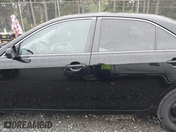 2007 Toyota Camry CE with VIN 4T1BE46K27U583633, listed as a IAAI auction lot 42129902 with 131,591 mi miles and . Bid and sale history available at DreamBid. Image 14.