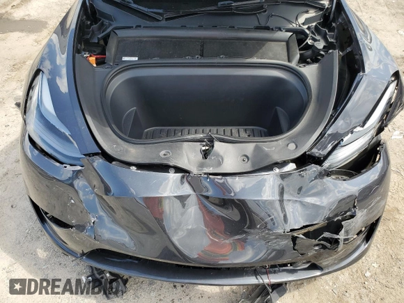 2024 Tesla Model Y Long Range z VIN 7SAYGDEE4RA251337, wystawiony jako Copart lot #59844555 z przebiegiem 16 011 mil mil oraz Szkoda całkowita • Salvage title. Historia ofert i sprzedaży dostępna na DreamBid. Obrazek 12.
