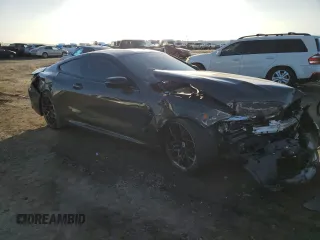 2020 BMW M8 z VIN WBSAE0C06LCD01775, wystawiony jako Copart lot #38028873 z przebiegiem Nie podano mil oraz . Historia ofert i sprzedaży dostępna na DreamBid. Obrazek 4.