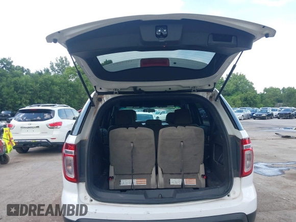 2015 Ford Explorer z VIN 1FM5K7B89FGB09435, wystawiony jako IAAI lot #42602472 z przebiegiem 130 275 mil mil oraz . Historia ofert i sprzedaży dostępna na DreamBid. Obrazek 17.