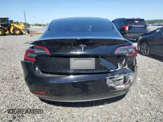 2020 Tesla Model 3 Standard Range Plus z VIN 5YJ3E1EA7LF606441, wystawiony jako Copart lot #53382915 z przebiegiem 56 113 mil mil oraz Szkoda całkowita • Salvage title. Historia ofert i sprzedaży dostępna na DreamBid. Obrazek 6.