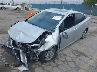 2018 Toyota Prius Two with VIN JTDKARFU0J3056217, listed as a IAAI auction lot 42185122 with 52,344 mi miles and . Bid and sale history available at DreamBid. Image 22.