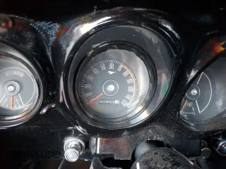 1970 Ford Mustang z VIN 0R01L127755, wystawiony jako Copart lot #67901124 z przebiegiem 67 684 mil mil oraz Szkody całkowita. Historia ofert i sprzedaży dostępna na DreamBid. Obrazek 9.