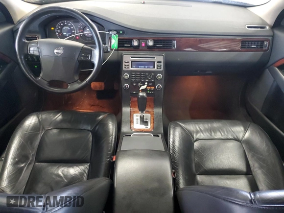 2008 Volvo V70 with VIN YV1BW982381019577, listed as a Copart auction lot 52163945 with 228,083 mi miles and Clean Title. Bid and sale history available at DreamBid. Image 8.