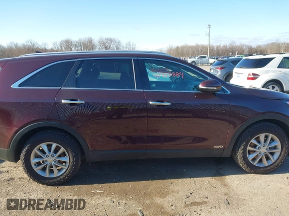 2016 Kia Sorento LX with VIN 5XYPGDA34GG128787, listed as a IAAI auction lot 41920884 with 70,417 mi miles. Bid and sale history available at carsss.com. Image 14.