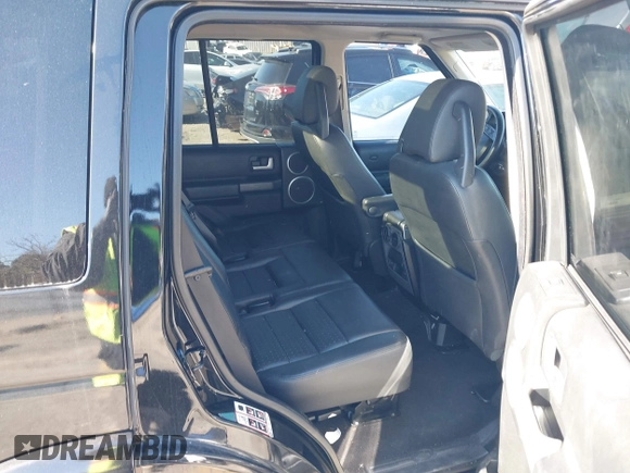 2006 Land Rover LR3 SE z VIN SALAE254X6A387617, wystawiony jako IAAI lot #41244901 z przebiegiem 181 085 mil mil oraz . Historia ofert i sprzedaży dostępna na DreamBid. Obrazek 8.