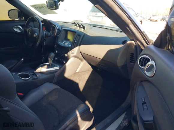 2020 Nissan 370Z Coupe with VIN JN1AZ4EH2LM822220, listed as a IAAI auction lot 41500687 with 36,261 mi miles. Bid and sale history available at carsss.com. Image 5.