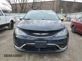 2020 Chrysler Pacifica Limited with VIN 2C4RC1GG5LR163048, listed as a Copart auction lot 47285625 with 129,828 mi miles and Salvage title. Bid and sale history available at DreamBid. Image 5.