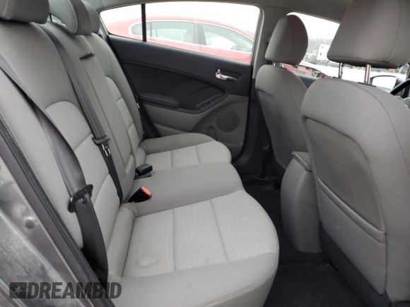 2016 Kia Forte EX z VIN KNAFX4A82G5522673, wystawiony jako Copart lot #86063904 z przebiegiem 85 576 mil mil oraz Szkoda całkowita • Salvage title. Historia ofert i sprzedaży dostępna na DreamBid. Obrazek 10.