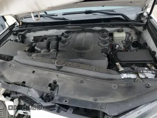 2018 Toyota 4Runner SR5 with VIN JTEBU5JR7J5513205, listed as a Copart auction lot 82271284 with 114,432 mi miles and Clean Title. Bid and sale history available at carsss.com. Image 13.