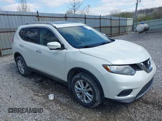 2015 Nissan Rogue SL with VIN 5N1AT2MV2FC804820, listed as a IAAI auction lot 41932296 with 174,633 mi miles and . Bid and sale history available at carsss.com. Image 1.