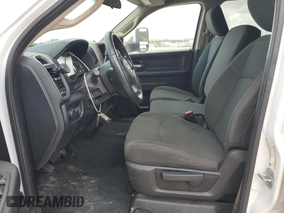 2019 Ram 3500 Tradesman with VIN 3C63RRGL6KG612653, listed as a Copart auction lot 67033784 with 164,946 mi miles and Clean Title. Bid and sale history available at carsss.com. Image 7.