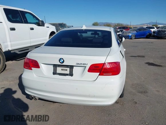 2012 BMW 3 Series 328i with VIN WBAKE5C53CJ106162, listed as a IAAI auction lot 41330065 with 160,624 mi miles and . Bid and sale history available at carsss.com. Image 17.