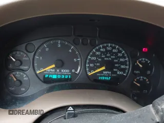 2000 Chevrolet Blazer LS z VIN 1GNCT18W7YK252323, wystawiony jako IAAI lot #41842766 z przebiegiem 149 462 mil mil oraz . Historia ofert i sprzedaży dostępna na DreamBid. Obrazek 7.