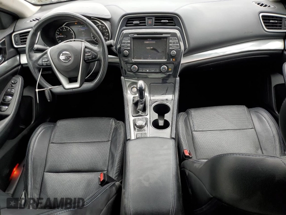 2019 Nissan Maxima Platinum z VIN 1N4AA6AV5KC383584, wystawiony jako Copart lot #52893955 z przebiegiem 68 660 mil mil oraz Szkody całkowita. Historia ofert i sprzedaży dostępna na DreamBid. Obrazek 8.