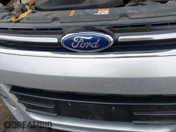 2013 Ford Escape SEL with VIN 1FMCU9H93DUD70670, listed as a IAAI auction lot 41867784 with 207,956 mi miles. Bid and sale history available at carsss.com. Image 6.