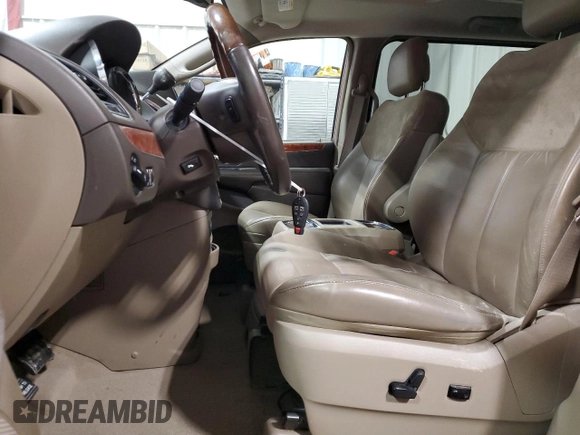 2016 Chrysler Town & Country Limited Platinum with VIN 2C4RC1GG7GR135385, listed as a Copart auction lot 87005574 with 145,863 mi miles and Salvage Title. Bid and sale history available at carsss.com. Image 7.