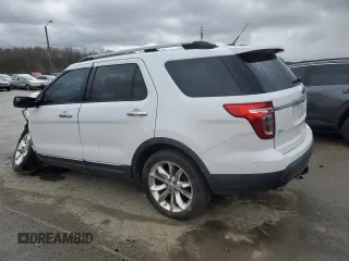 2013 Ford Explorer XLT with VIN 1FM5K7D89DGA76253, listed as a Copart auction lot 50044085 with 239,969 mi miles and Salvage Title. Bid and sale history available at DreamBid. Image 2.