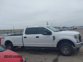 2020 Ford F-250 XL z VIN 1FT7W2B66LEE74858, wystawiony jako IAAI lot #41453320 z przebiegiem 152 935 mil mil oraz . Historia ofert i sprzedaży dostępna na DreamBid. Obrazek 14.