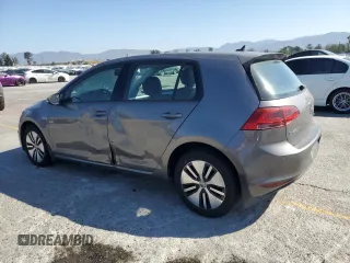 2016 Volkswagen Golf SEL Premium z VIN WVWPP7AU1GW916570, wystawiony jako Copart lot #55946415 z przebiegiem 46 010 mil mil oraz Szkoda całkowita • Salvage title. Historia ofert i sprzedaży dostępna na DreamBid. Obrazek 2.