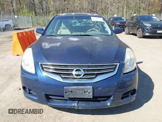 2011 Nissan Altima 2.5 S with VIN 1N4AL2AP4BN449311, listed as a IAAI auction lot 41996031 with 220,332 mi miles. Bid and sale history available at carsss.com. Image 12.