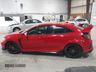 2019 Honda Civic Type R Touring z VIN SHHFK8G79KU200674, wystawiony jako IAAI lot #42161195 z przebiegiem 24 669 mil mil oraz . Historia ofert i sprzedaży dostępna na DreamBid. Obrazek 14.