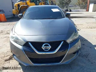 2018 Nissan Maxima Platinum with VIN 1N4AA6AP4JC373550, listed as a IAAI auction lot 41827941 with 80,746 mi miles. Bid and sale history available at carsss.com. Image 12.