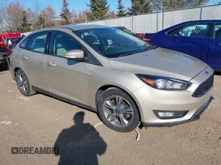 2018 Ford Focus SE with VIN 1FADP3FE8JL256698, listed as a IAAI auction lot 41757179 with 118,498 mi miles. Bid and sale history available at carsss.com. Image 1.