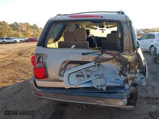 2005 Toyota Sequoia SR5 with VIN 5TDZT34A75S255459, listed as a IAAI auction lot 41055847 with 1 mi miles. Bid and sale history available at carsss.com. Image 6.