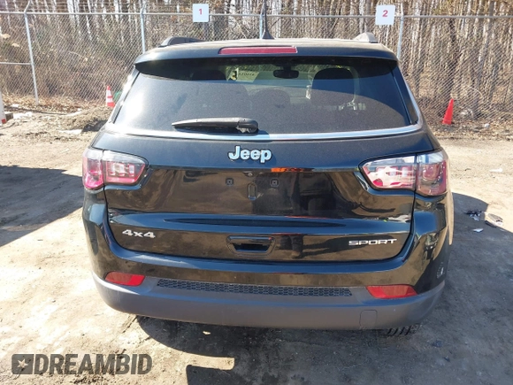2021 Jeep Compass Freedom with VIN 3C4NJDAB0MT556781, listed as a IAAI auction lot 41601405 with 42,783 mi miles and . Bid and sale history available at carsss.com. Image 16.