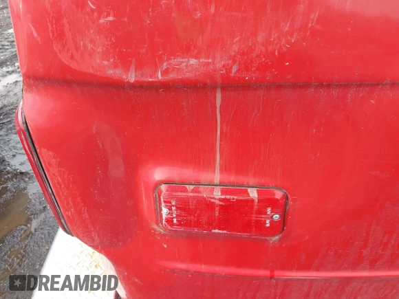 1990 Chevrolet Chevy Van z VIN 2GCEG25H9L4147291, wystawiony jako IAAI lot #41468176 z przebiegiem Nie podano mil oraz . Historia ofert i sprzedaży dostępna na DreamBid. Obrazek 6.