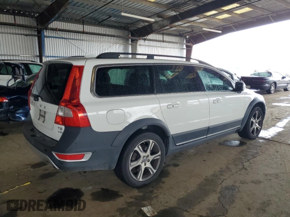 2012 Volvo XC70 T6 with VIN YV4902BZ6C1139611, listed as a Copart auction lot 82472264 with 169,873 mi miles and Clean Title. Bid and sale history available at DreamBid. Image 3.