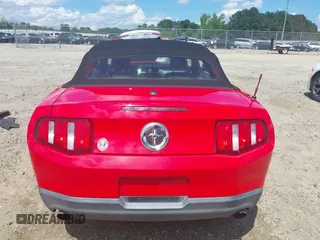 2012 Ford Mustang V6 with VIN 1ZVBP8EM0C5205384, listed as a IAAI auction lot 42513629 with 229,288 mi miles and . Bid and sale history available at DreamBid. Image 17.