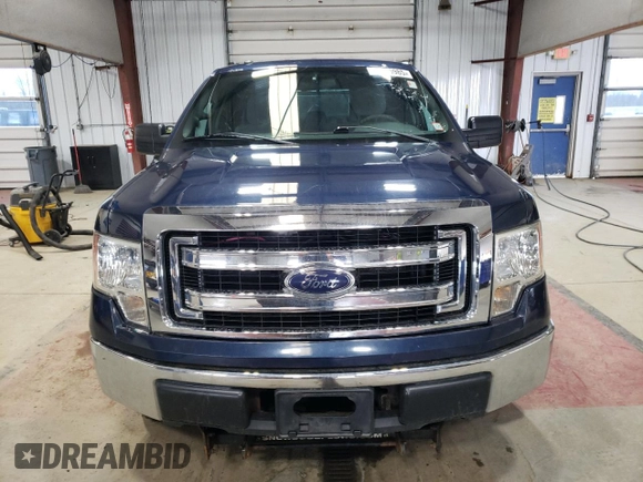2013 Ford F-150 XL z VIN 1FTEX1EM5DFD12532, wystawiony jako Copart lot #49835985 z przebiegiem 165 904 mil mil oraz Czysty tytuł • Clean title. Historia ofert i sprzedaży dostępna na DreamBid. Obrazek 5.