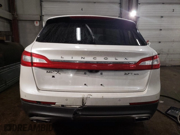 2017 Lincoln MKX Select with VIN 2LMPJ8KP0HBL18067, listed as a Copart auction lot 43121525 with 36,703 mi miles and Salvage Title. Bid and sale history available at carsss.com. Image 6.