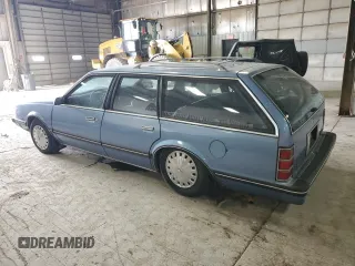 1989 Chevrolet Celebrity z VIN 1G1AW81R2K6232509, wystawiony jako Copart lot #55310485 z przebiegiem 84 848 mil mil oraz Tytuł czysty. Historia ofert i sprzedaży dostępna na DreamBid. Obrazek 2.