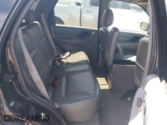 2002 Ford Escape XLT Choice с VIN 1FMCU04112KB54482, выставлен на аукционе IAAI как лот 42391708 с пробегом 212 729 миль миль и . История ставок и продаж доступна на DreamBid. Изображение 8.