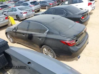 2018 Infiniti Q50 3.0t Luxe with VIN JN1EV7AR1JM611505, listed as a IAAI auction lot 42158718 with 111,495 mi miles. Bid and sale history available at carsss.com. Image 3.