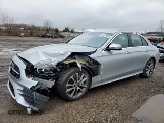 2022 Mercedes-Benz E 450 z VIN W1KZF5KB0NB032899, wystawiony jako Copart lot #82189393 z przebiegiem 16 372 mil mil oraz . Historia ofert i sprzedaży dostępna na DreamBid. Obrazek 1.