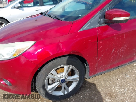 2014 Ford Focus SE with VIN 1FADP3F27EL403007, listed as a IAAI auction lot 41893547 with 95,864 mi miles. Bid and sale history available at carsss.com. Image 12.