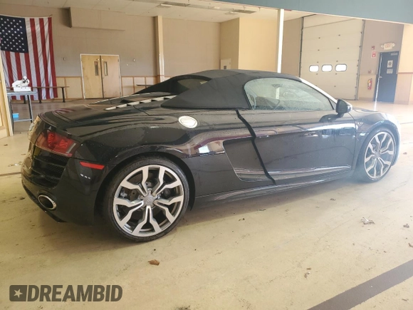 2011 Audi R8 z VIN WUATNAFG7BN002863, wystawiony jako Copart lot #87601245 z przebiegiem Nie podano mil oraz Tytuł czysty. Historia ofert i sprzedaży dostępna na DreamBid. Obrazek 3.